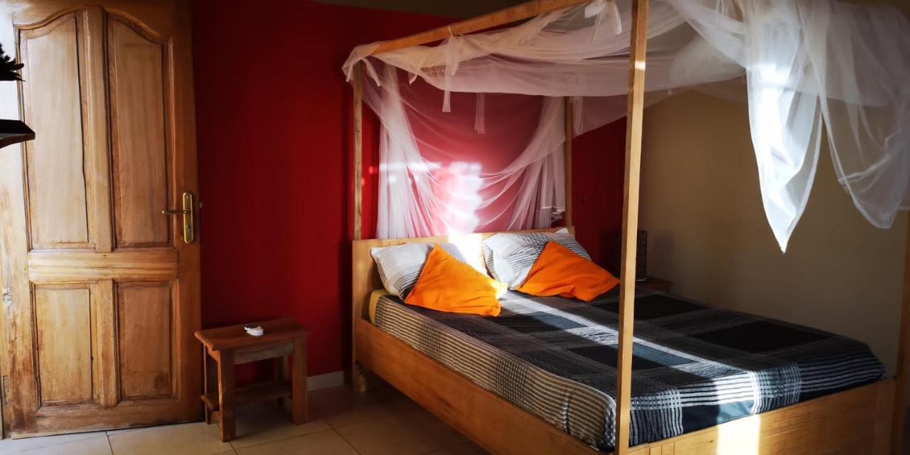 Chez Medzo Et Patou Hotel Popenguine ภายนอก รูปภาพ